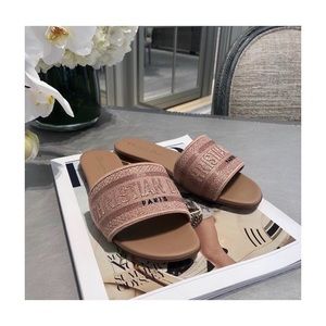 Dior Dway Slides